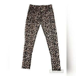 Victorias secret Leopard print workout leggings size L 12/14